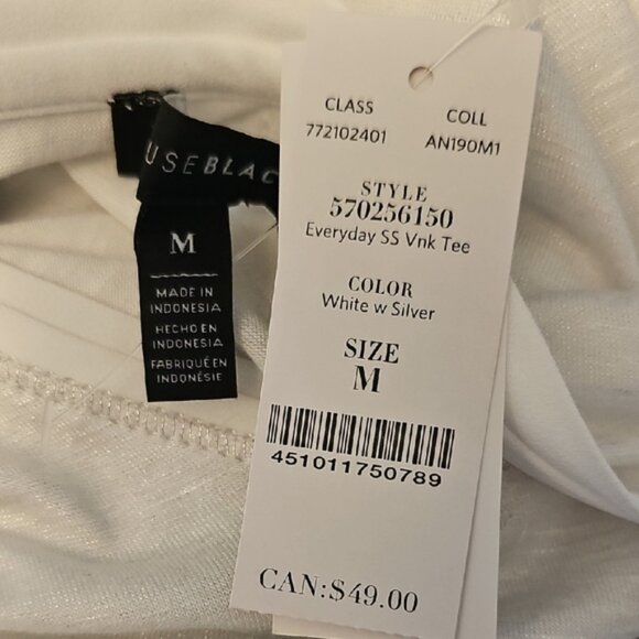 White House Black Market White V-Neck Tee - Picture 5 of 6